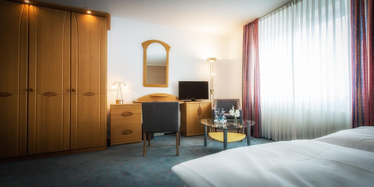 Hotel Pfaelzer Hof Μπραουνσβάιγκ Εξωτερικό φωτογραφία